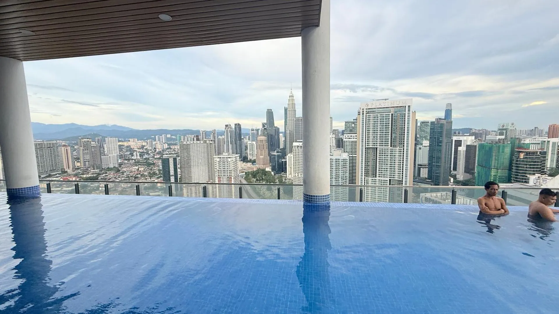 The Colony Suites Klcc Sky Pools Kuala Lumpur Appartement